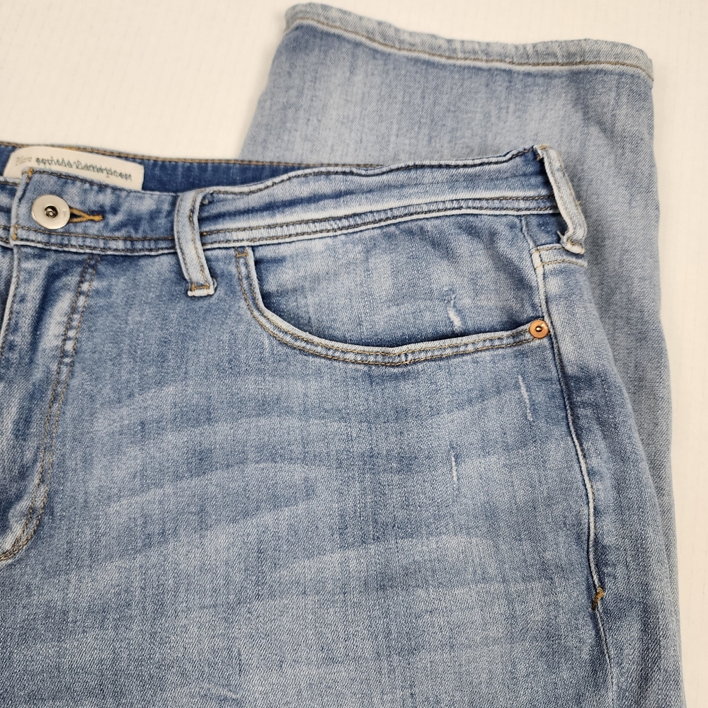 Pilcro Anthropologie Ankle Jeans Light Blue Distressed Denim Size 22W - Picture 11 of 16